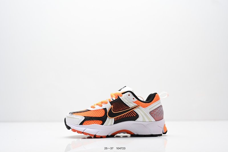 나이키 Zoom Vomero 5 키즈 마라톤 러닝화 001-285152