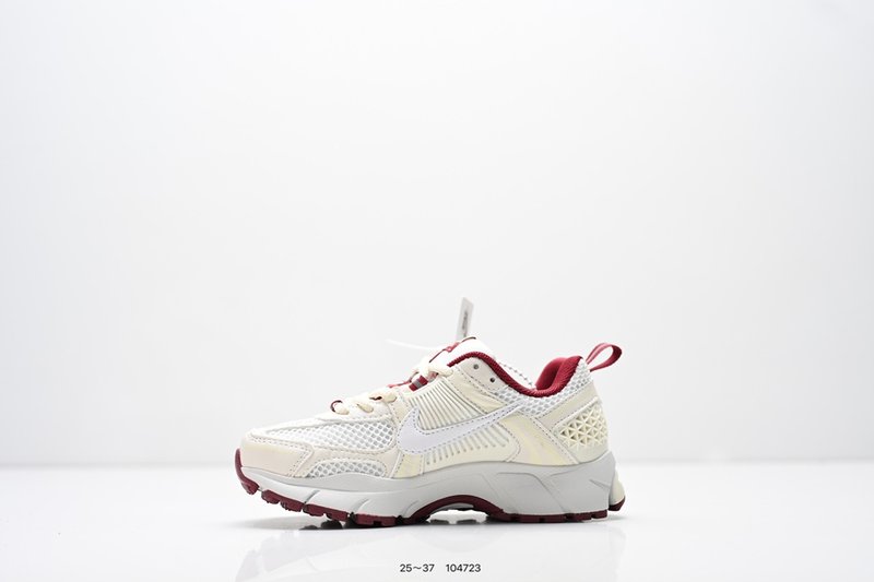 나이키 Zoom Vomero 5 아동화 001-285157
