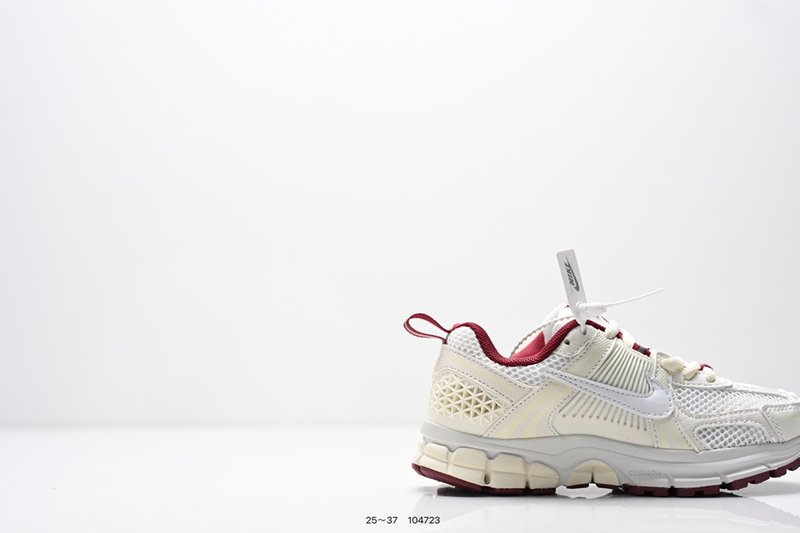나이키 Zoom Vomero 5 아동화 001-285157