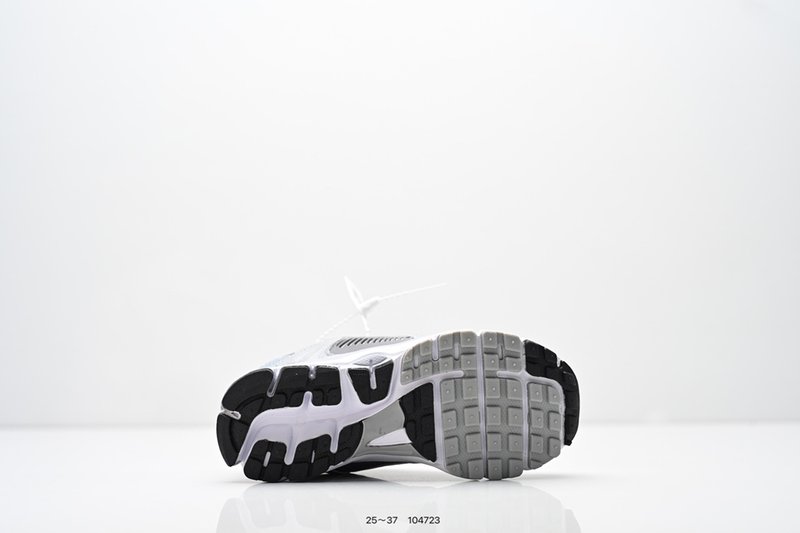 나이키 Zoom Vomero 5 아동화 레트로 러닝화 001-285159