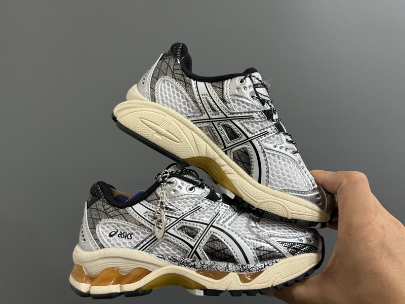 YSS 신형 Gel-NIMBUS 버클 어린이 운동화 001-285278