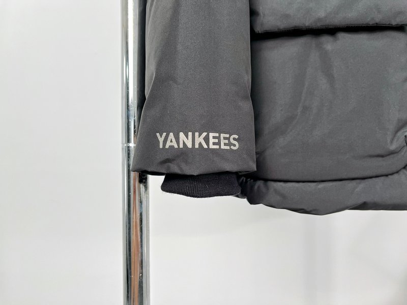 MLB 양키스 스퀘어 포켓 후드 미디엄 롱 아동 다운점 001-285379
