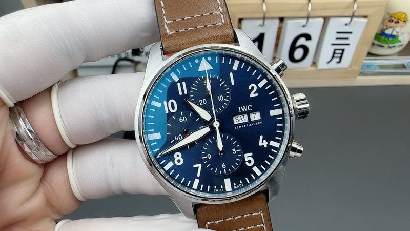 ZF IWC 파일럿 크로노 43mm 블루 001-285389