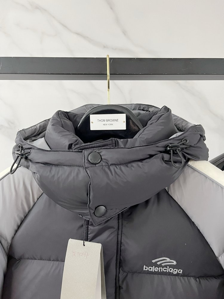 발렌시아가 오리지널 1:1 패딩 001-286050