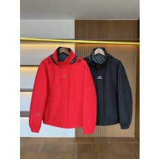 발렌시아가 양면 착용 후드 누빔 자켓 001-286053