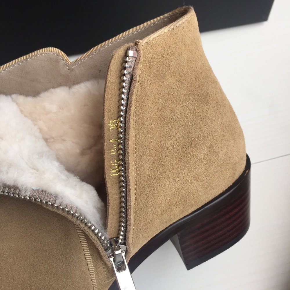 오리지널 UGG 소가죽 양모 스노우부츠 001-286189