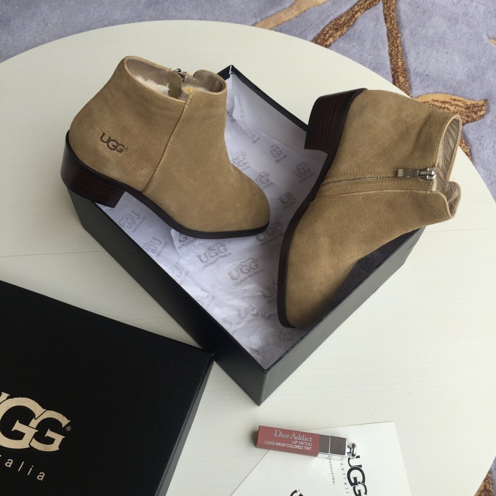 오리지널 UGG 소가죽 양모 스노우부츠 001-286189