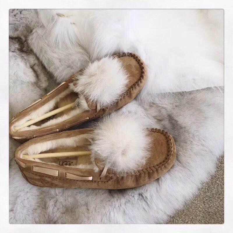 UGG 폼폼 시리즈 여성 부츠 001-286199