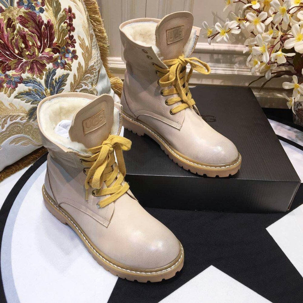 UGG 클래식 업그레이드 여성 부츠 2.0버전 001-286205