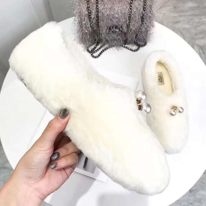 UGG 울 원피스 로퍼 001-286221