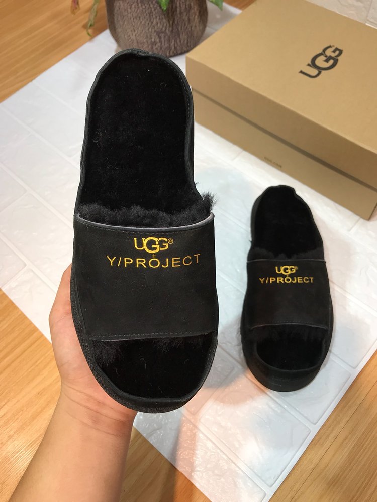 UGG 협업 양털 실내 슬리퍼 001-286227