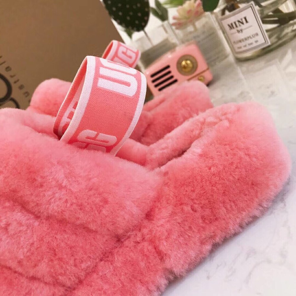 UGG 양갈래 코코넛 퍼 슬리퍼 001-286229