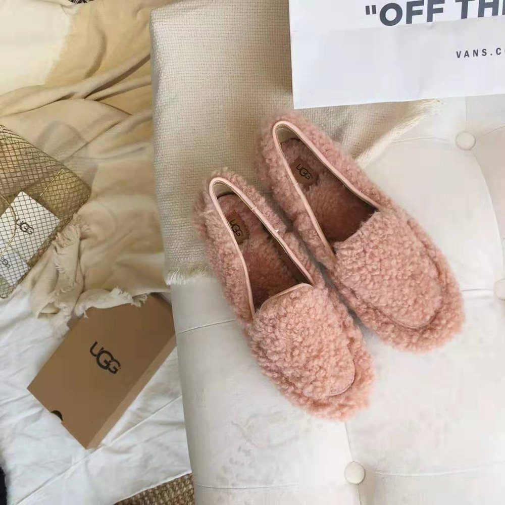 UGG Hailey Fluff 테디베어 울 로퍼 001-286234