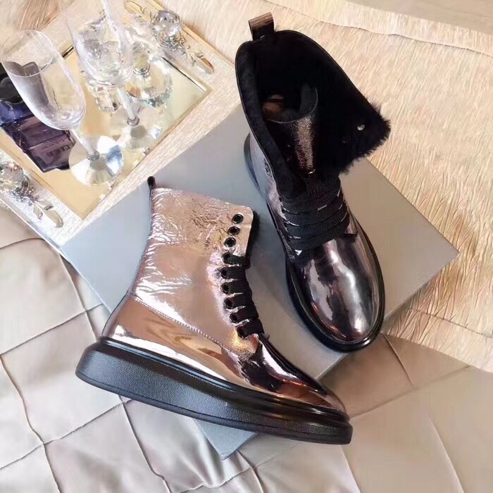 클래식 UGG 스노우부츠 업그레이드 여성용 001-286242