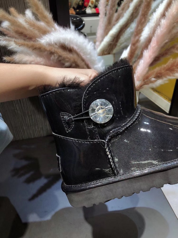 UGG 클래식 드림 시리즈 그라데이션 방한부츠 001-286269
