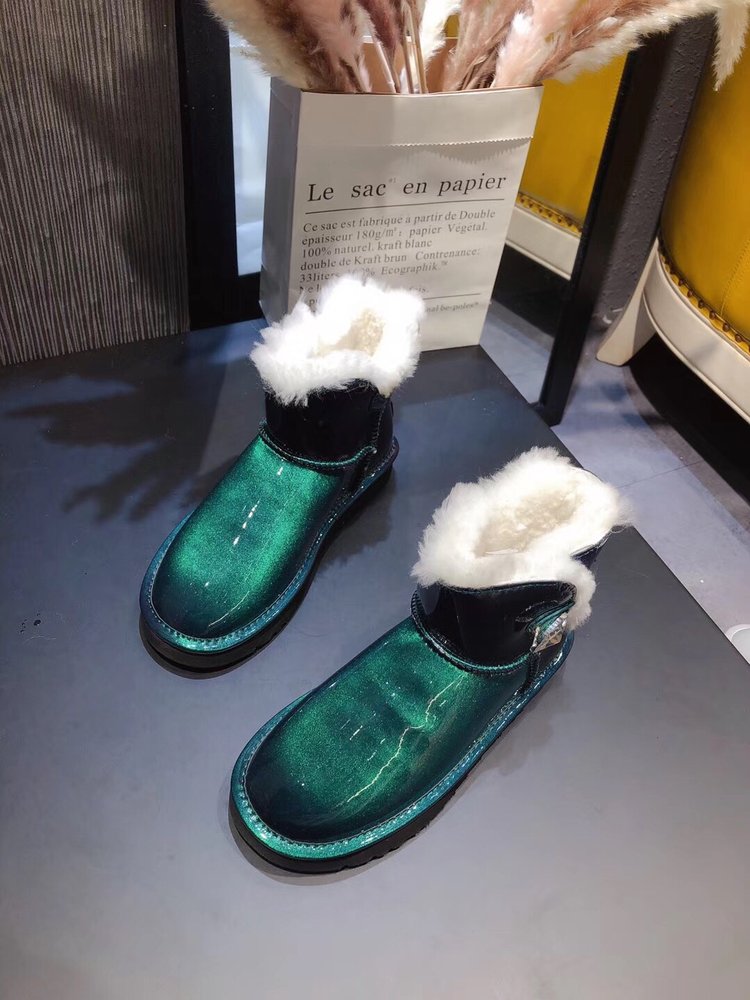 UGG 클래식 드림 시리즈 겨울 부츠 001-286272