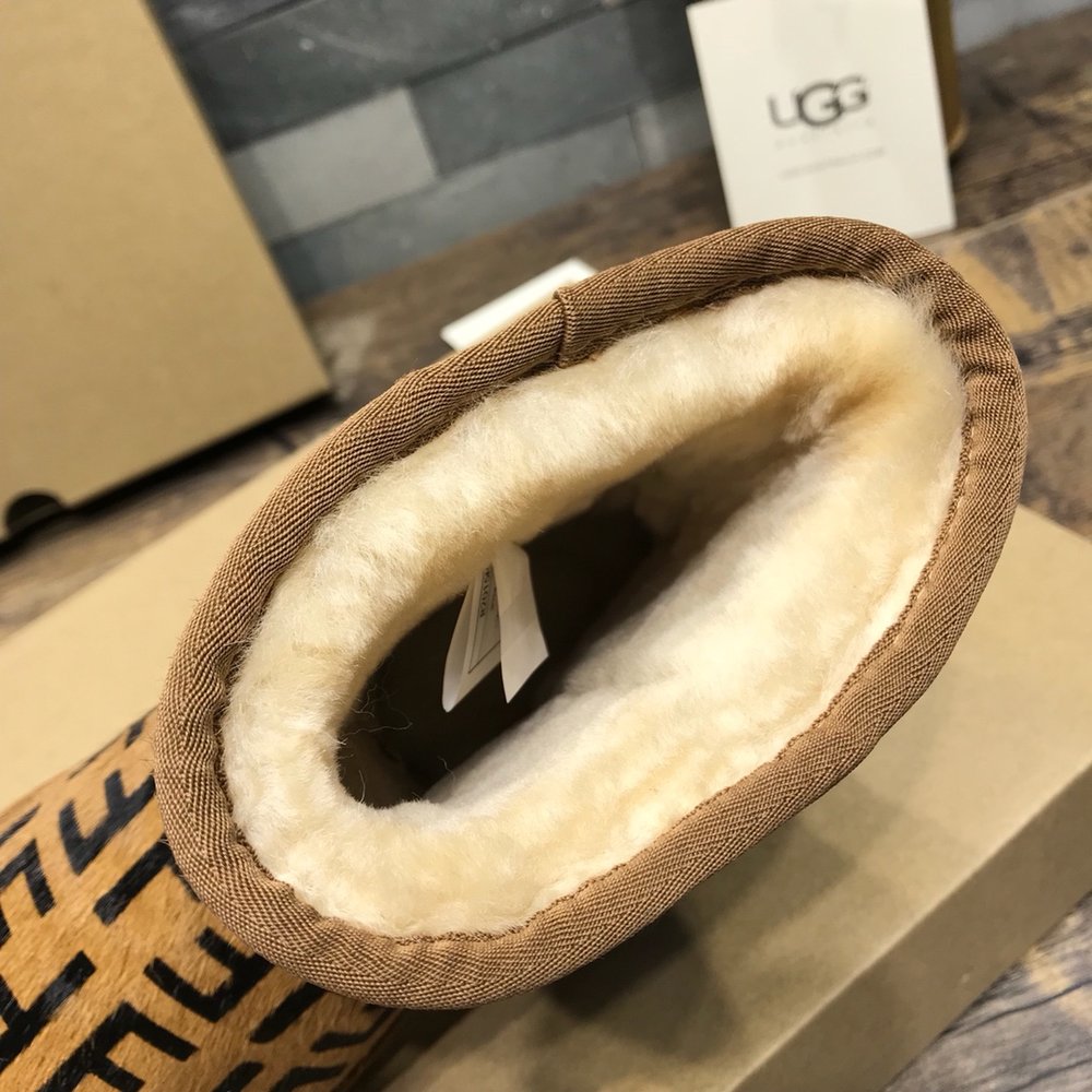 FENDI x UGG 해외판 스노우부츠 001-286275