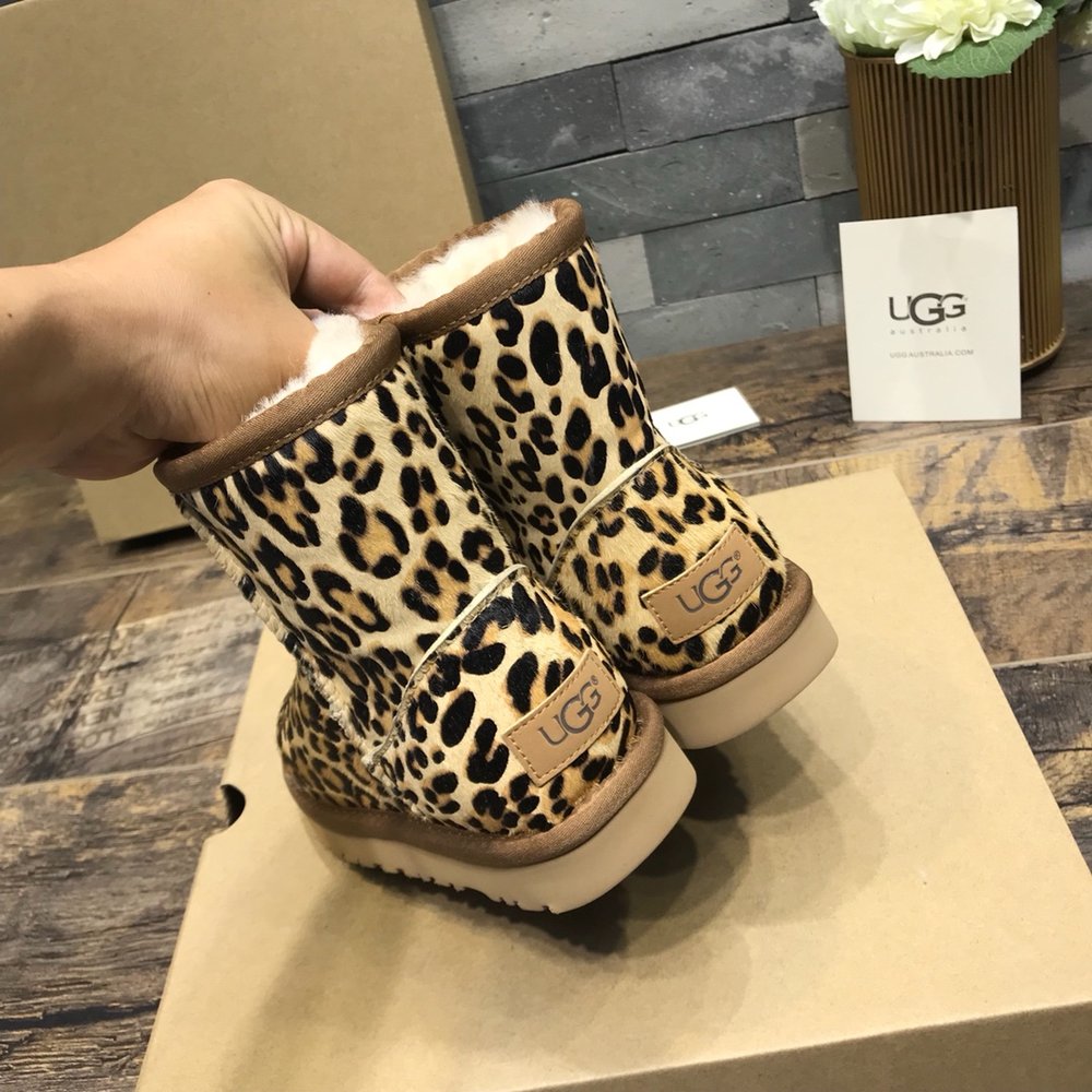 UGG 여성 스노우부츠 001-286279