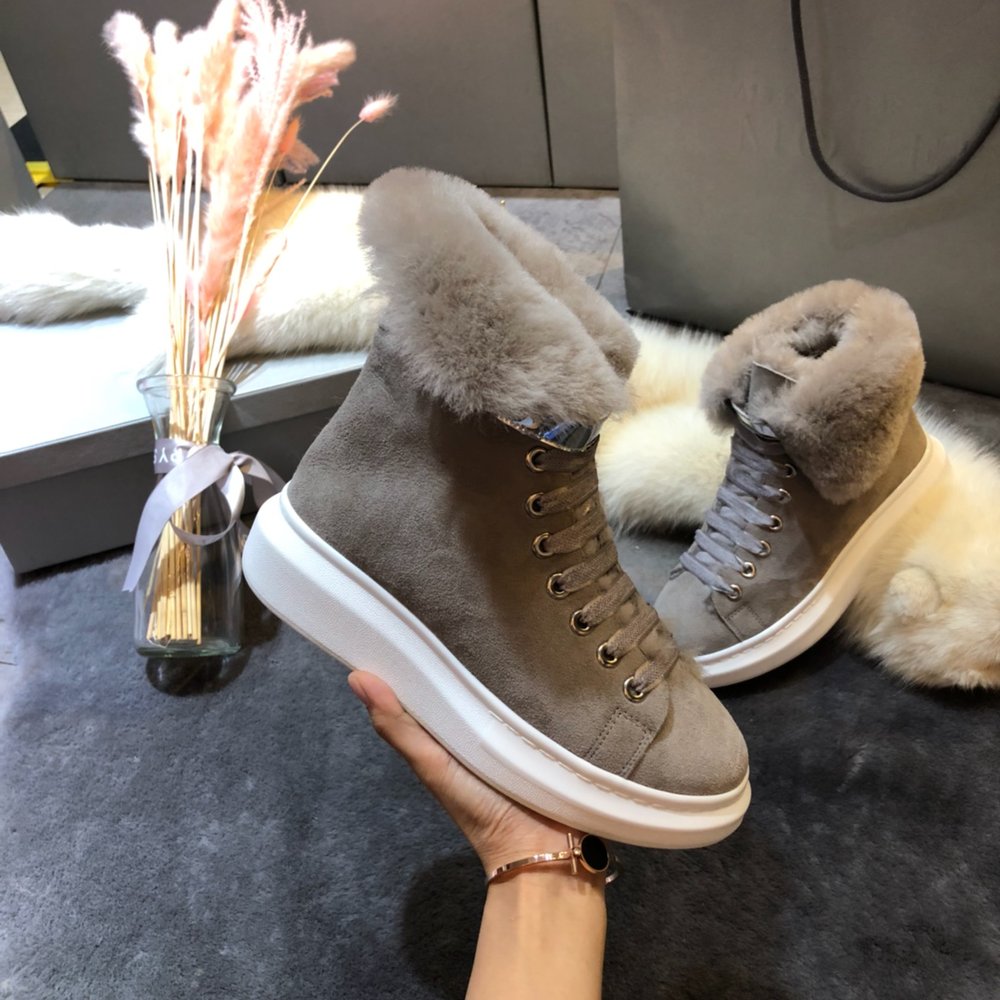 UGG 클래식 스노우부츠 업그레이드 버전 2컬러 001-286283