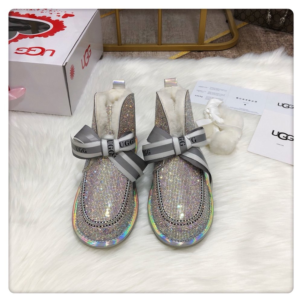 반짝이는 야광 2세대 UGG 털볼 리본 투웨이 신발 001-286287