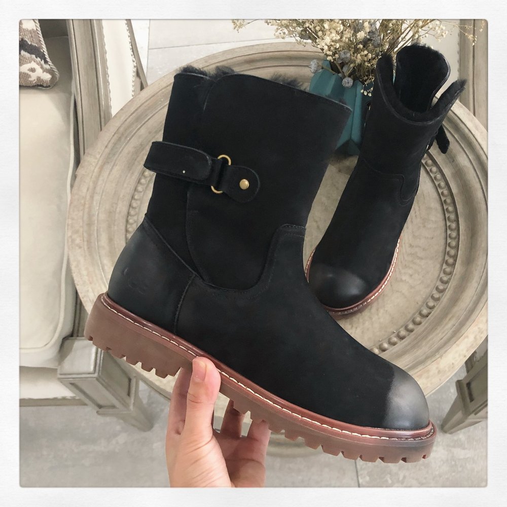 UGG 레트로 마틴 부츠 001-286298