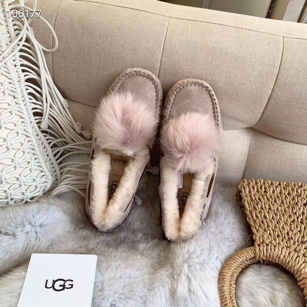 UGG 토스카나 퍼볼 스노우부츠 001-286303