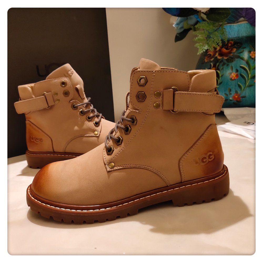 UGG 클래식 업그레이드 2.0 여성 부츠 001-286320