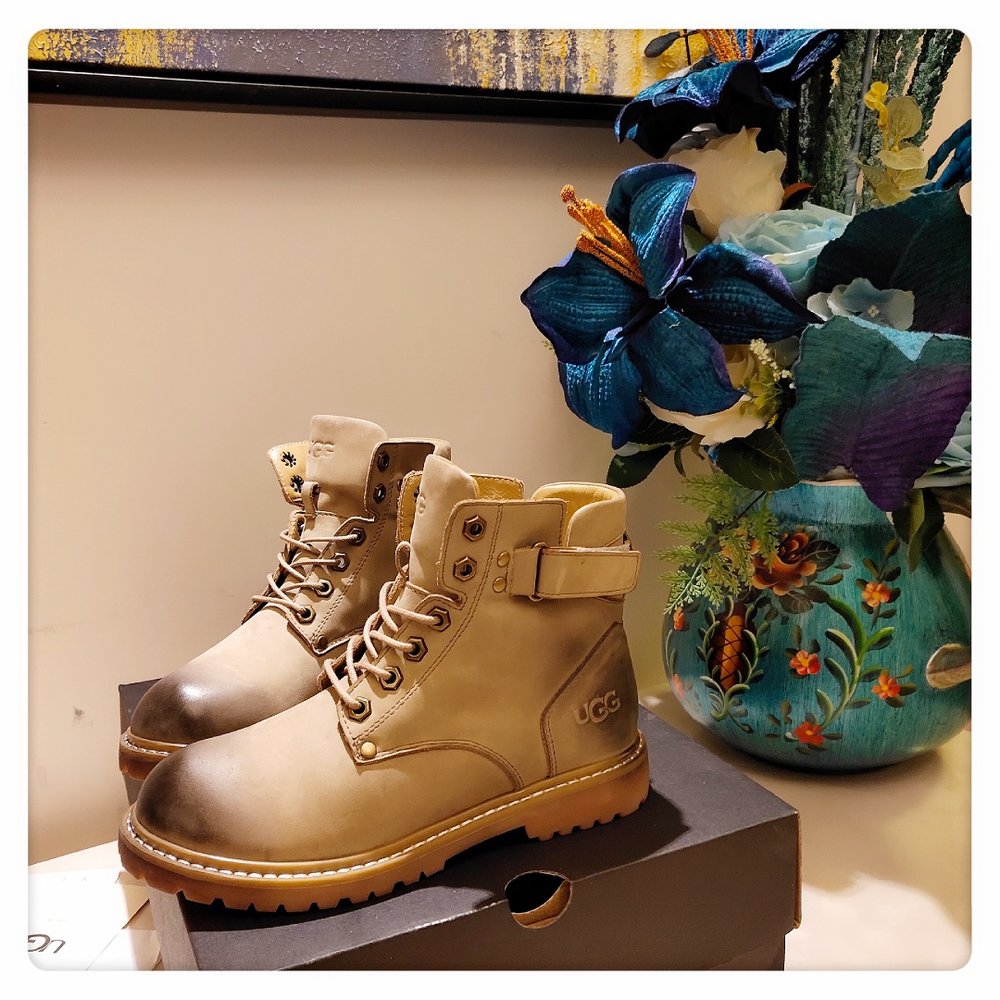 UGG 클래식 업그레이드 여성 부츠 버전 2.0 001-286322