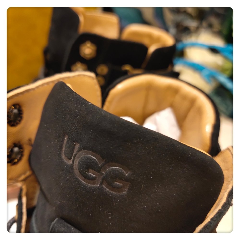 UGG 클래식 업그레이드 버전 2.0 퍼 부츠 001-286323