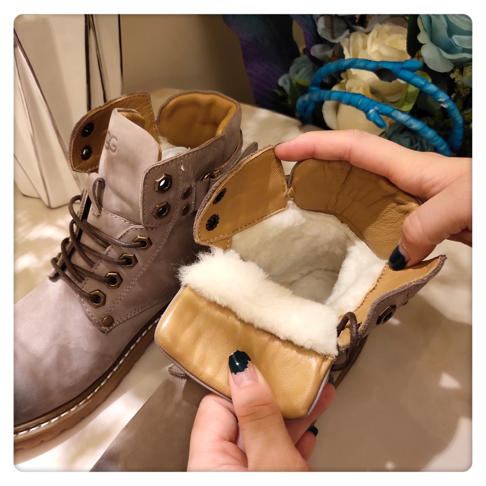 UGG 클래식 업그레이드 버전 2.0 여성 부츠 001-286324