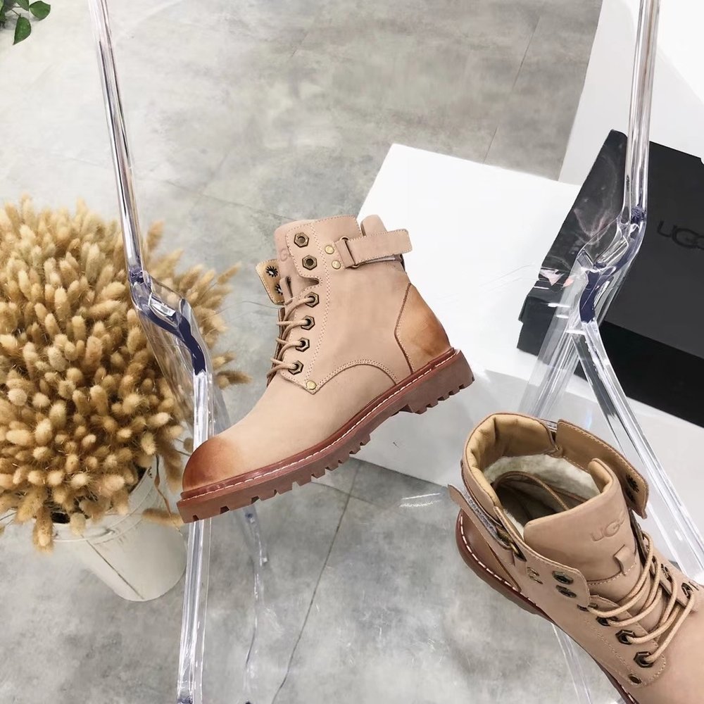 UGG 하이버전 스노우부츠 001-286327