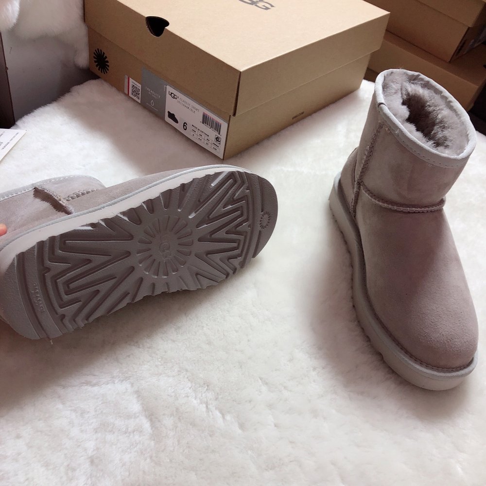 UGG 클래식 방수 방오 미들 부츠 001-286343