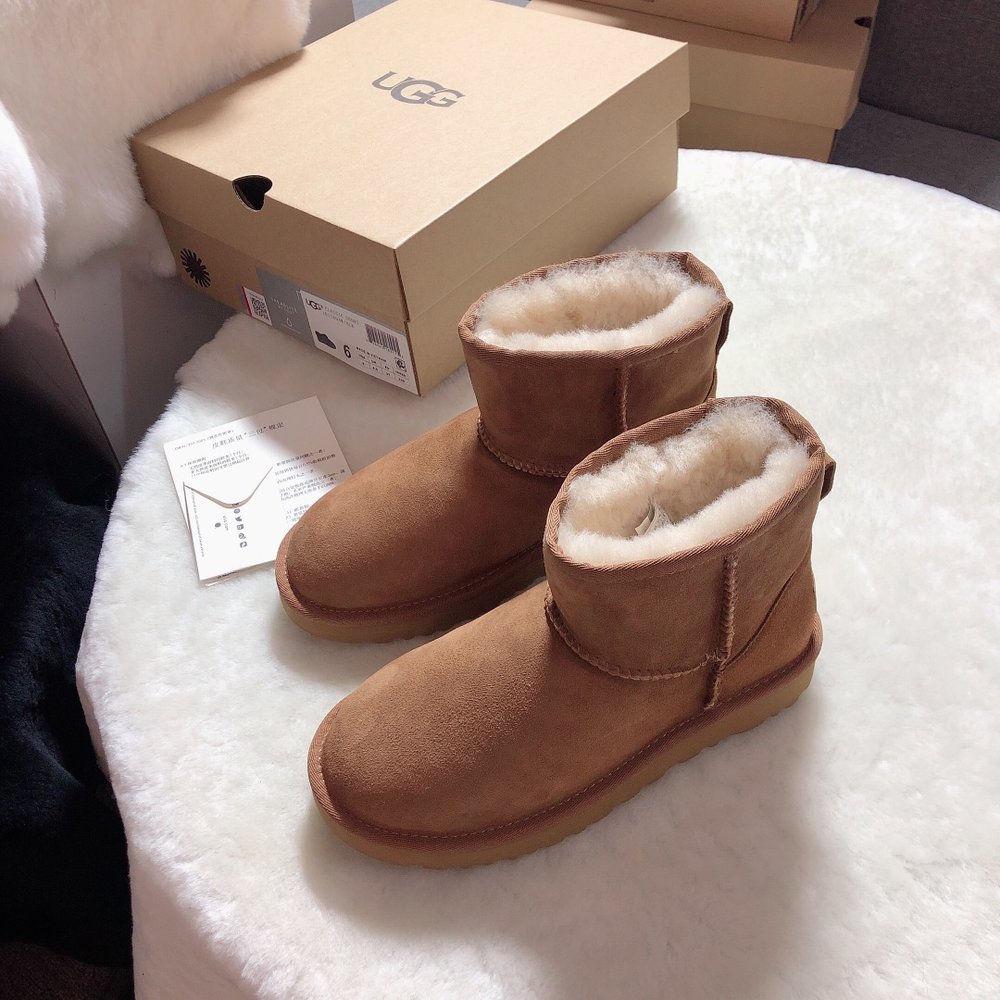 UGG 미디엄 방수 방오 스노우부츠 001-286346