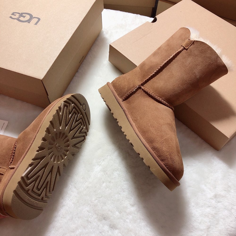 UGG 클래식 하이탑 방수 스노우부츠 001-286350
