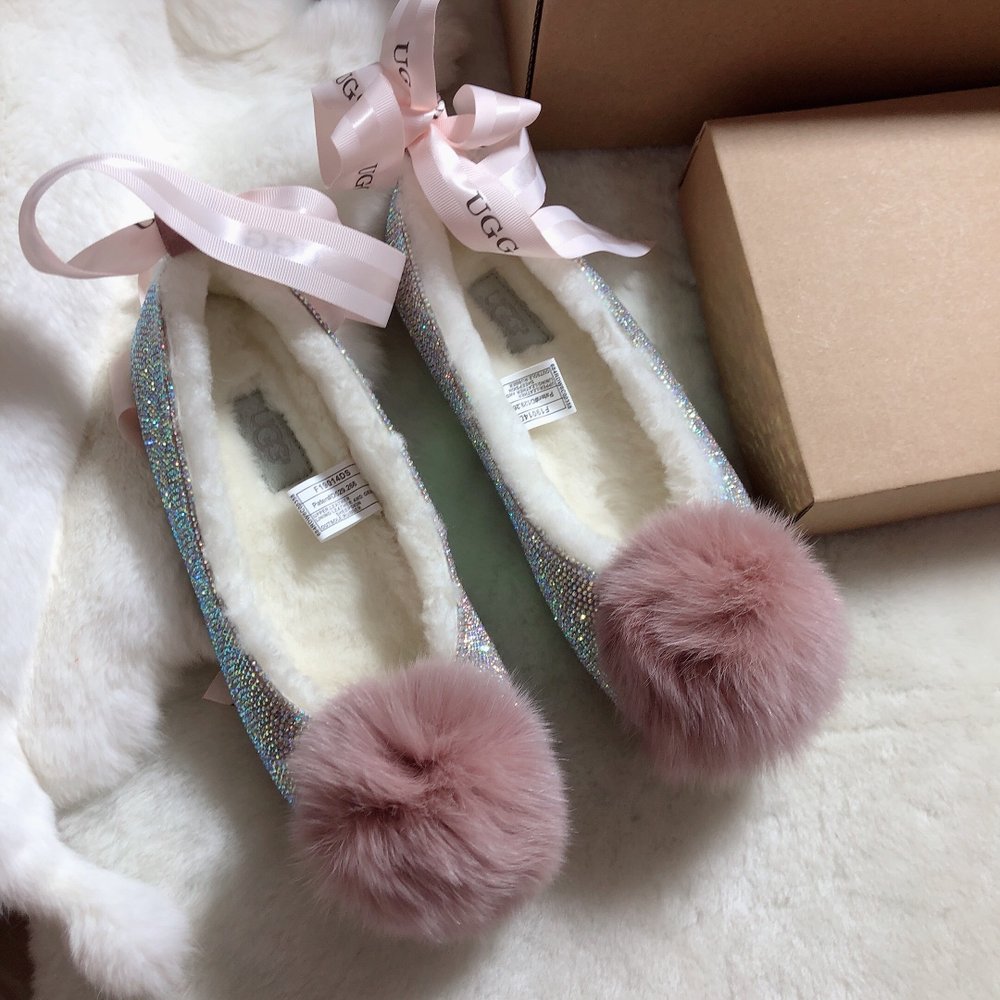UGG 럭셔리 퐁퐁 퍼볼 숏부츠 001-286364