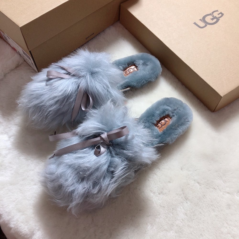 UGG 캘리포니아 로퍼 털 슬리퍼 001-286369
