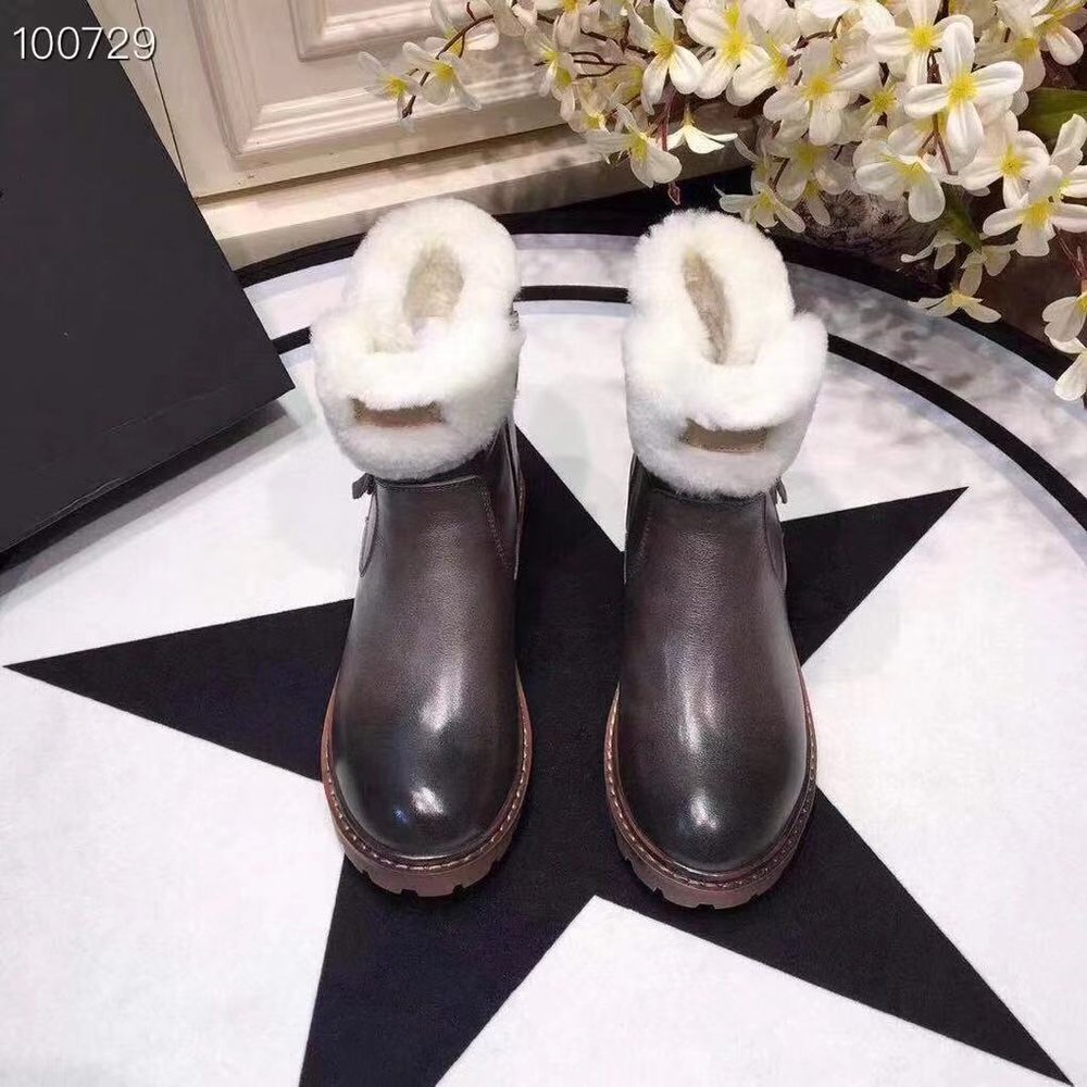 UGG 클래식 업그레이드 2.0 퍼 앤 스웨이드 여성 001-286375