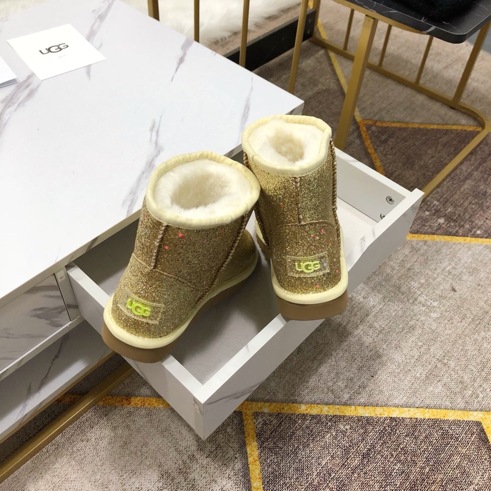 UGG 야광 글리터 스노우 부츠 001-286377
