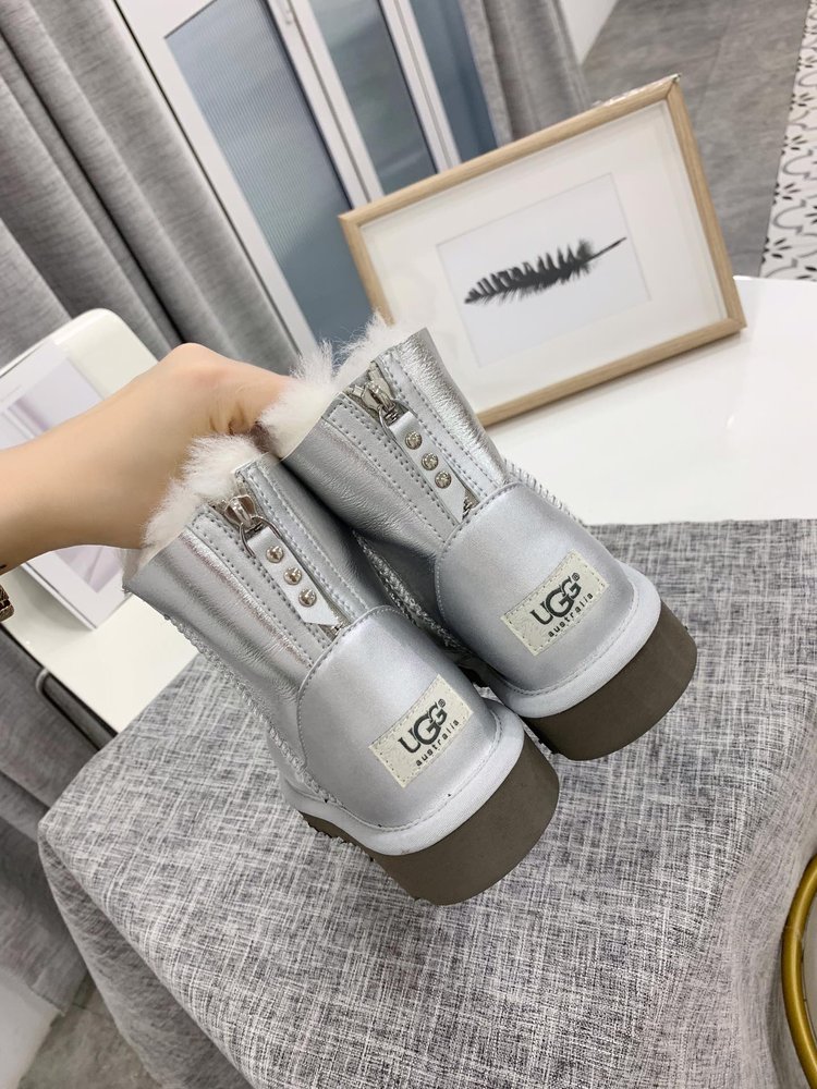 UGG 가죽 털 일체형 여성 부츠 001-286380