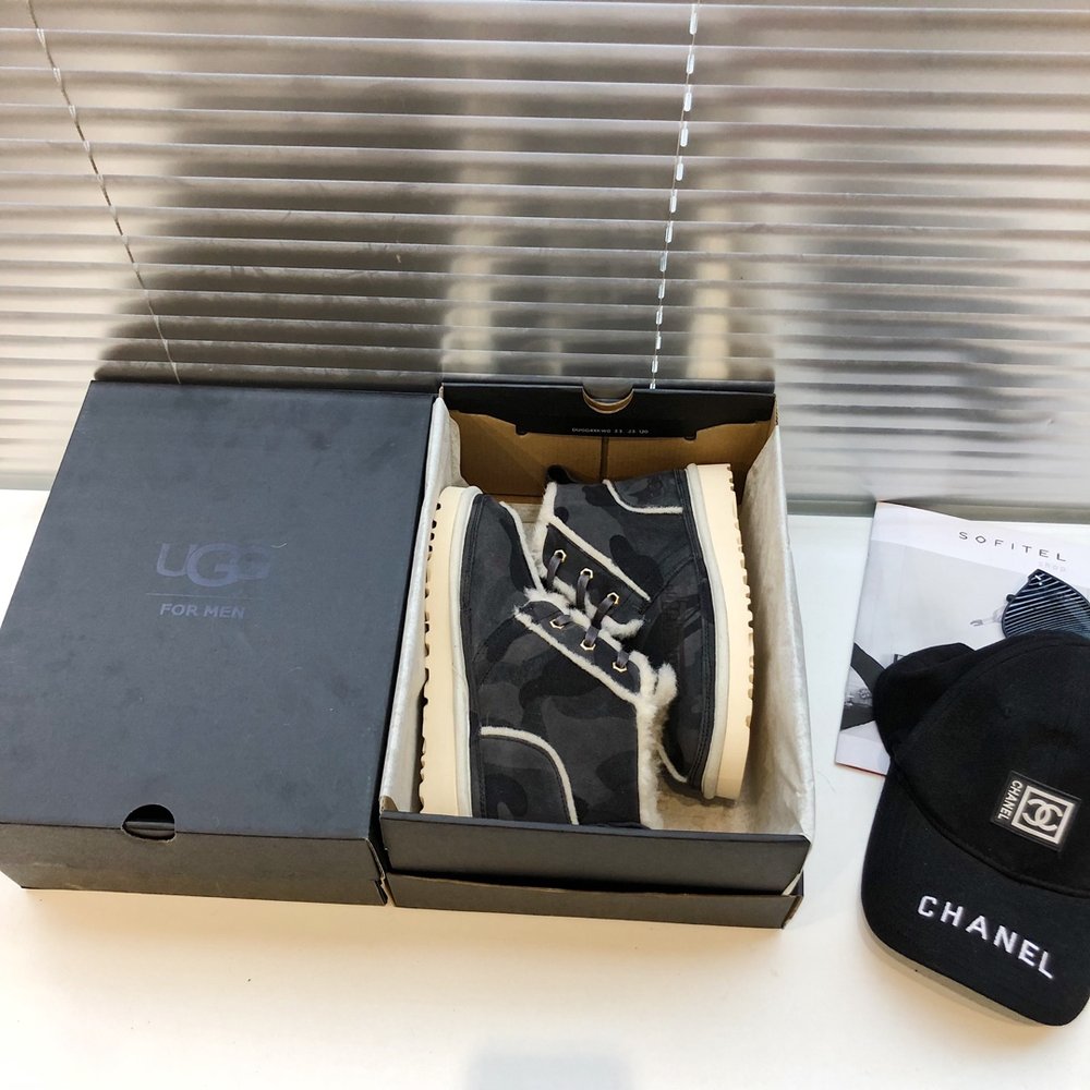BAPE x UGG 콜라보 커플 방한화 001-286422