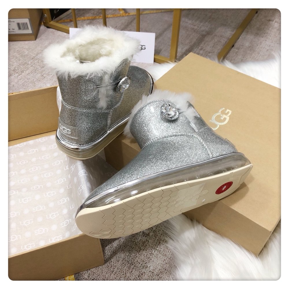 UGG 2.0 에어쿠션 스노우부츠 방수털가죽 일체형 001-286432