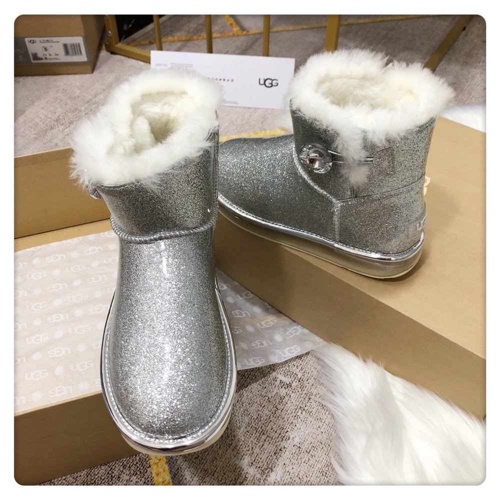 UGG 2.0 에어쿠션 스노우부츠 방수털가죽 일체형 001-286432