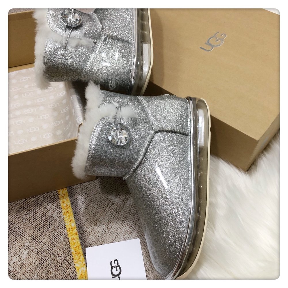 UGG 2.0 에어쿠션 스노우부츠 방수털가죽 일체형 001-286432