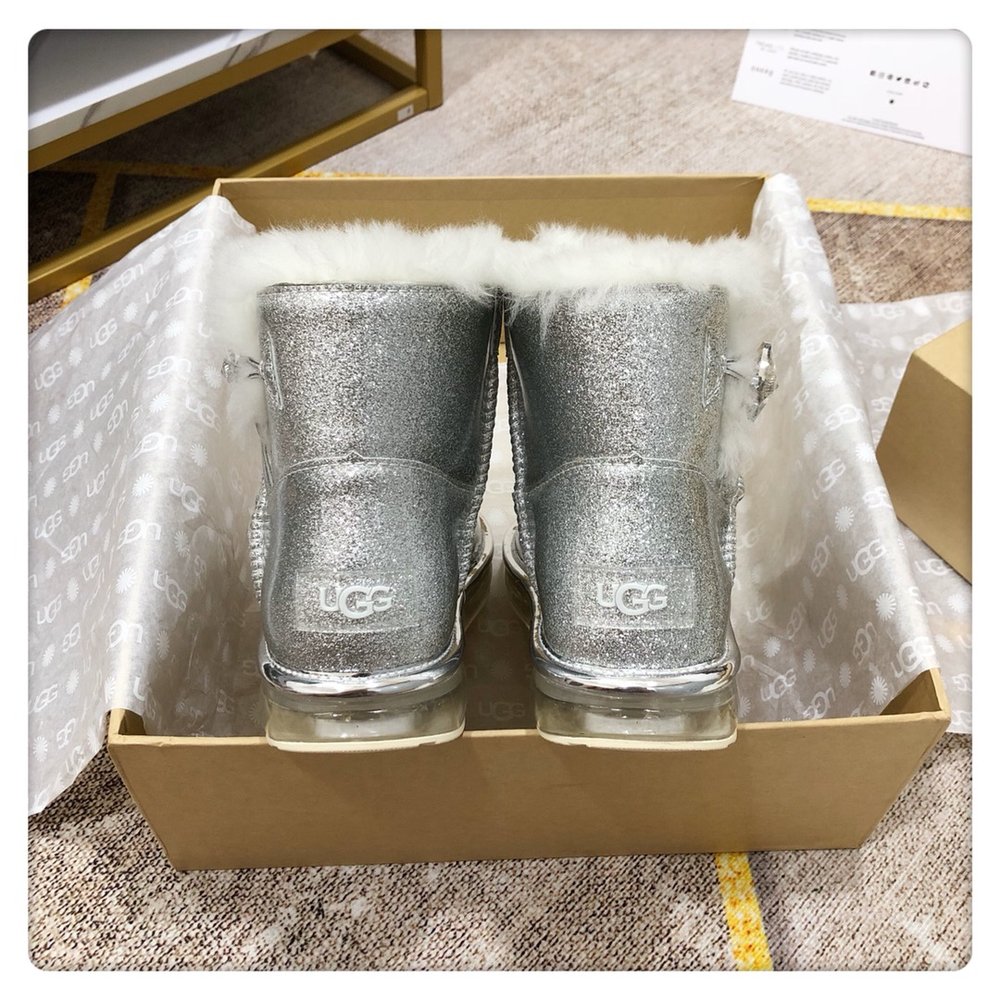 UGG 2.0 에어쿠션 스노우부츠 방수털가죽 일체형 001-286432