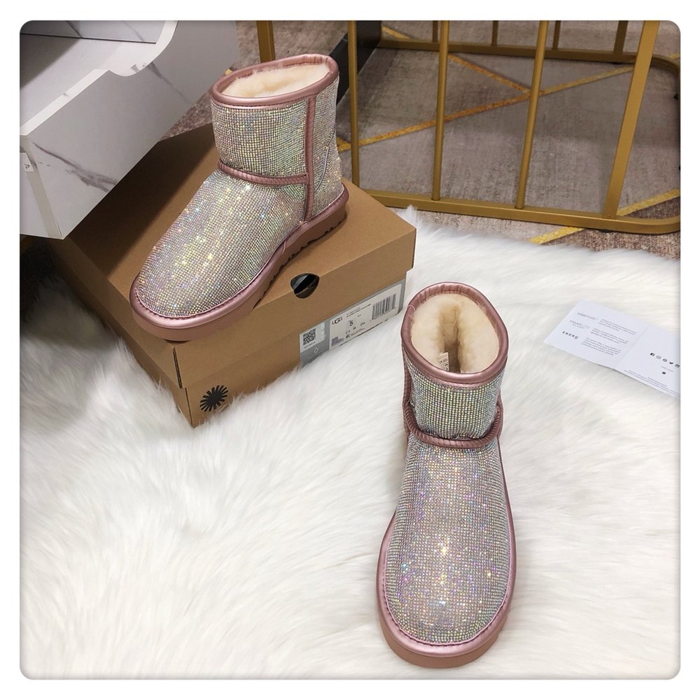 UGG 크리스탈 시리즈 스노우부츠 001-286440