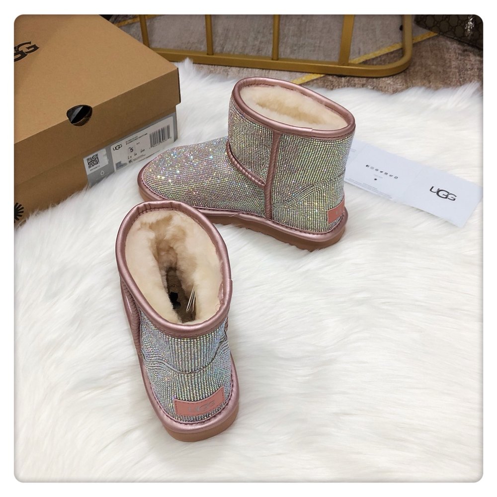 UGG 크리스탈 시리즈 스노우부츠 001-286440