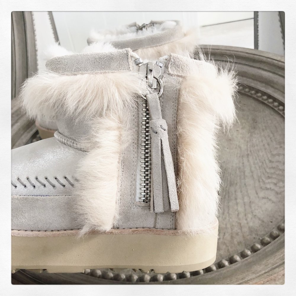 UGG 하이버전 패치 스노우부츠 001-286441