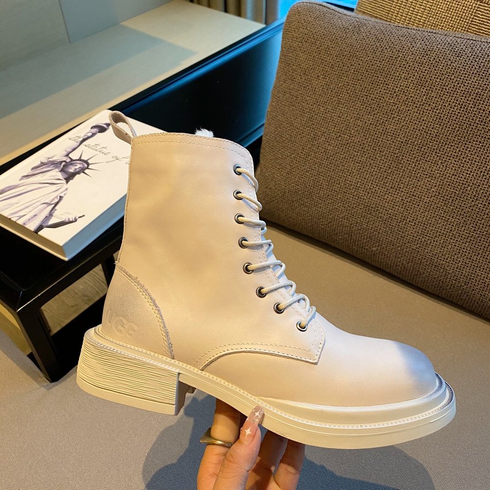 UGG 2세대 마틴 부츠 001-286450