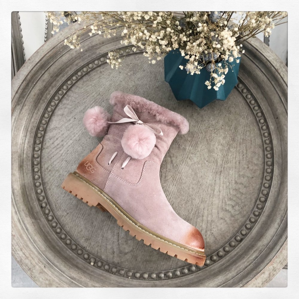 UGG 프레시 마틴 여성화 001-286458