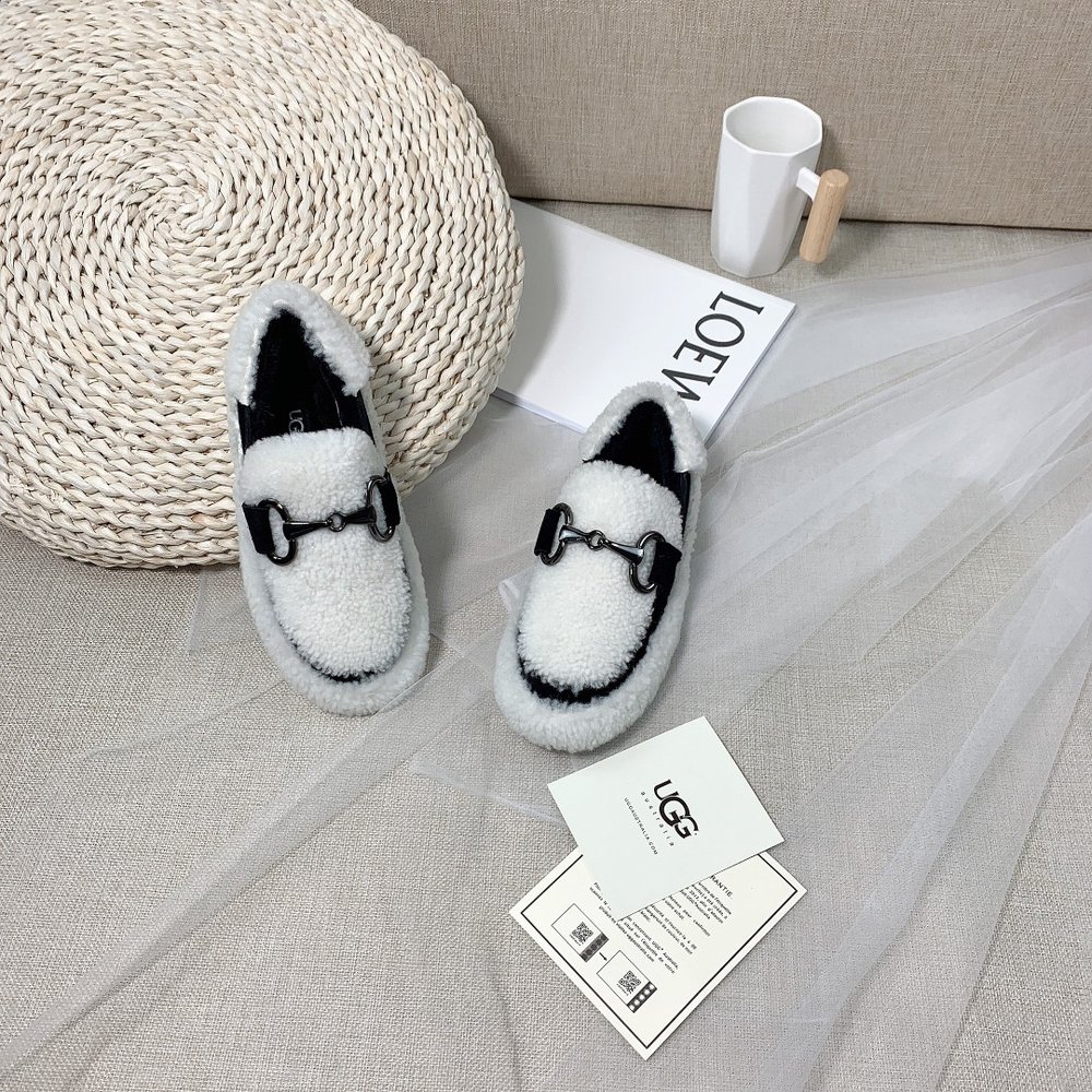 UGG 테디 베어 로퍼 001-286477
